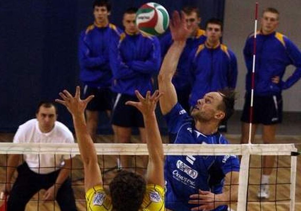 MOSiR Bochnia - Avia Świdnik 2:3, Trójka wygrała mecz na szczycie