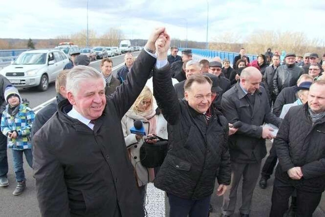 Most w Kamieniu im. Edwarda Wojtasa oficjalnie otwarty Most w Kamieniu im. Edwarda Wojtasa oficjalnie otwarty