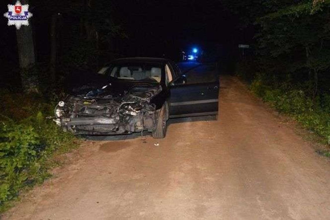 Motocykl zderzył się z samochodem. Kierowca jednośladu ranny