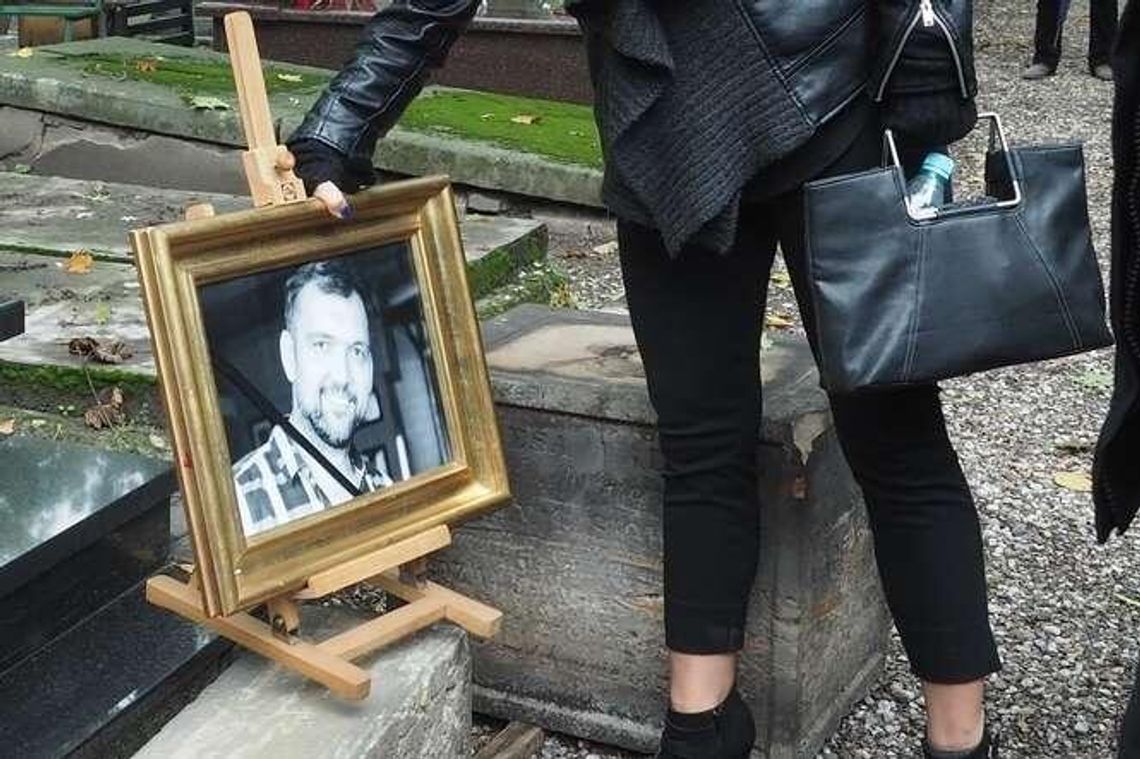 Motocykliści pożegnali tragicznie zmarłego kolegę Piotra Dobrowolskiego