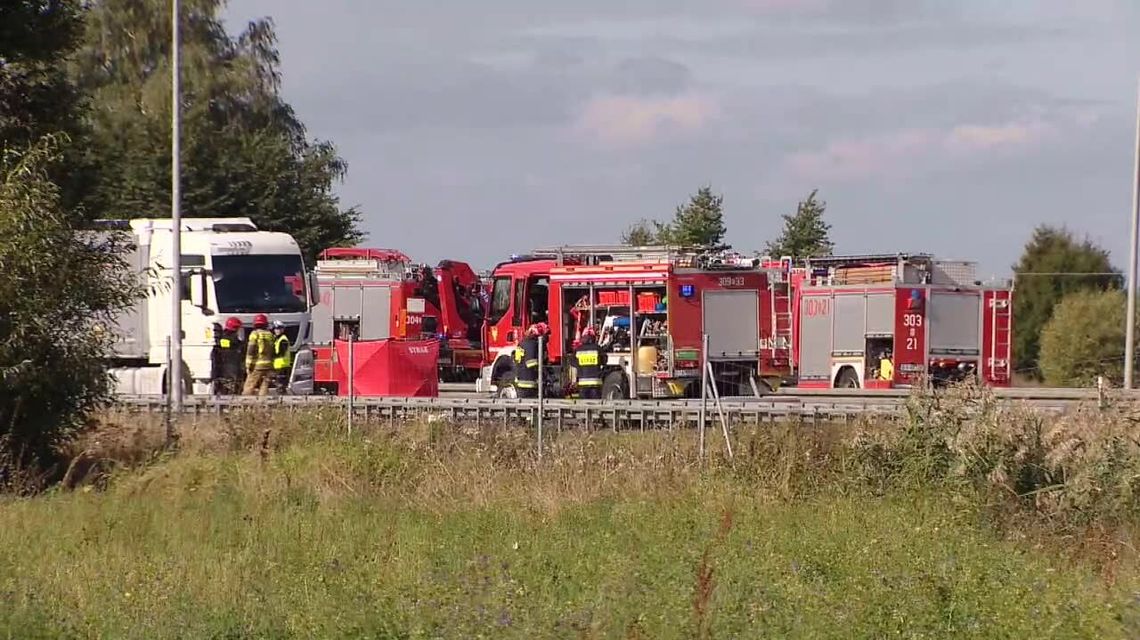 Motocyklista jechał pod prąd drogą ekspresową. Zginął
