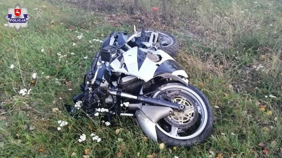 Motocyklista zderzył się z ciągnikiem. Trafił do szpitala