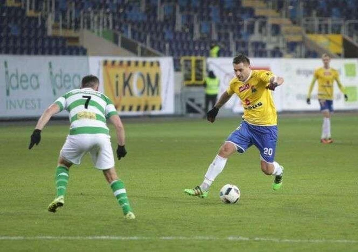 Motor chce zmniejszyć straty, Avia znowu w tarapatach