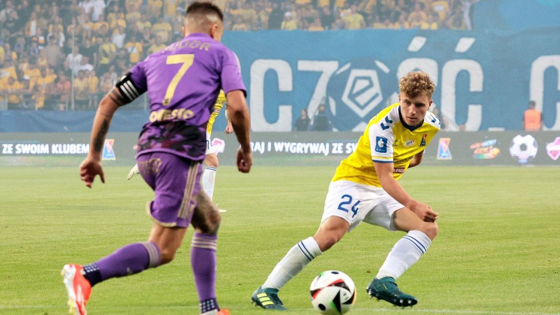 Motor gra ważny mecz z Koroną Kielce. "Rywal będzie chciał wygrać dla byłego trenera" Motor gra ważny mecz z Koroną Kielce. "Rywal będzie chciał wygrać dla byłego trenera"