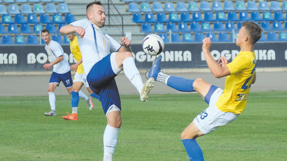Motor II – Stal 3:0. Juniorzy wypunktowali seniorów [ZDJĘCIA]