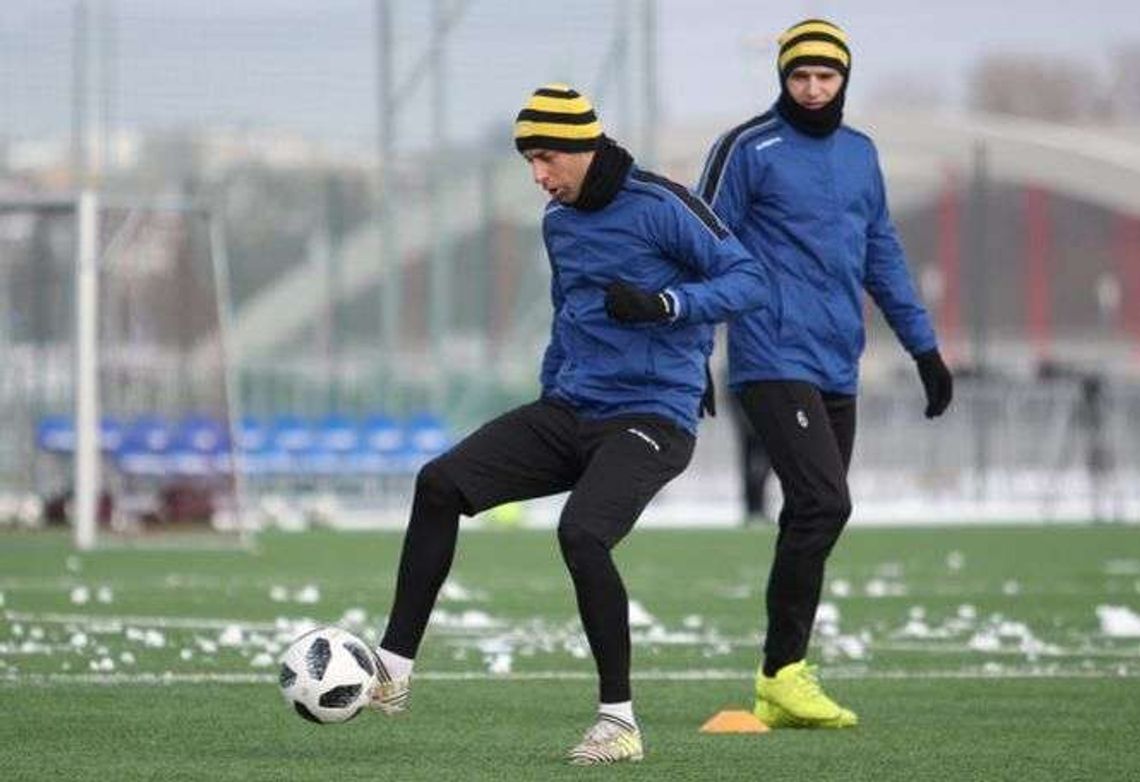 Motor wygrywa mini turniej w Warszawie, nowi gracze na testach