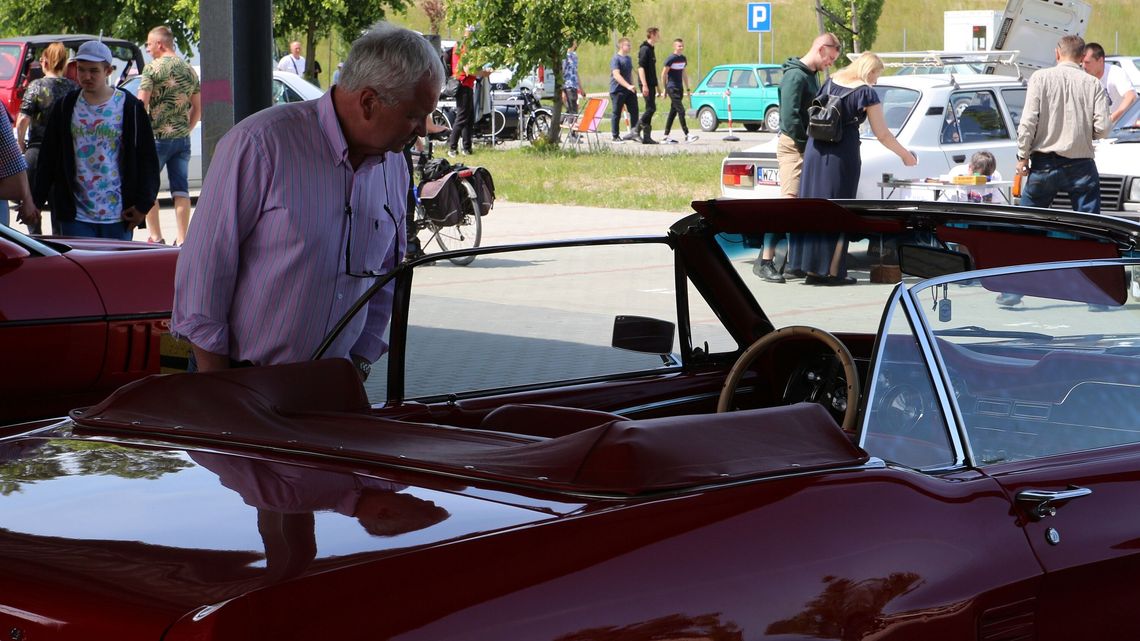 Motoryzacyjne perełki w Puławach. Było co oglądać [zdjęcia]