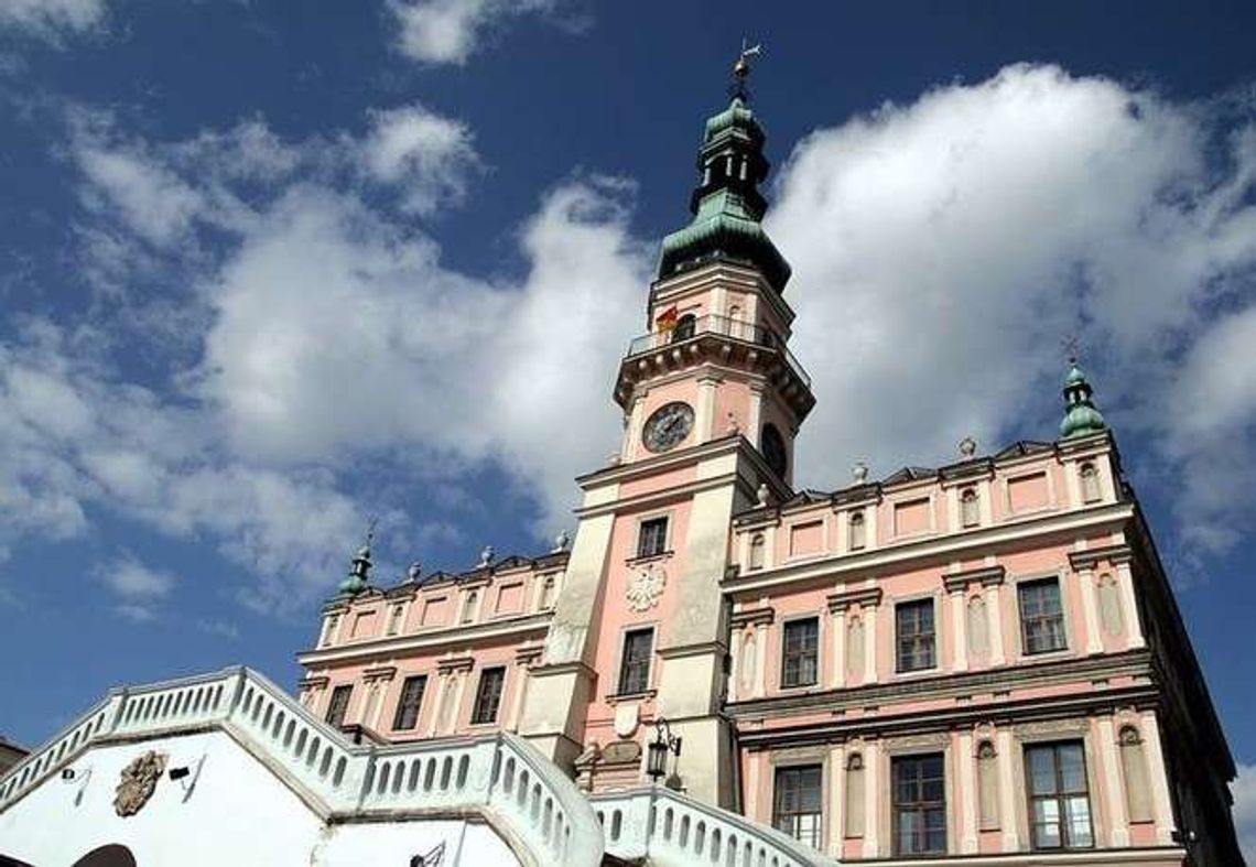 "Może się zmienić władza. Czy pani wtedy znajdzie pracę?". Radna kontra dziennikarka