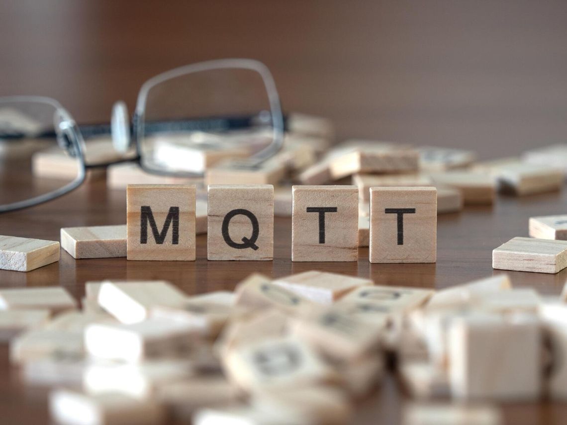 MQTT vs OPC UA – który protokół wybrać do komunikacji w przemyśle?