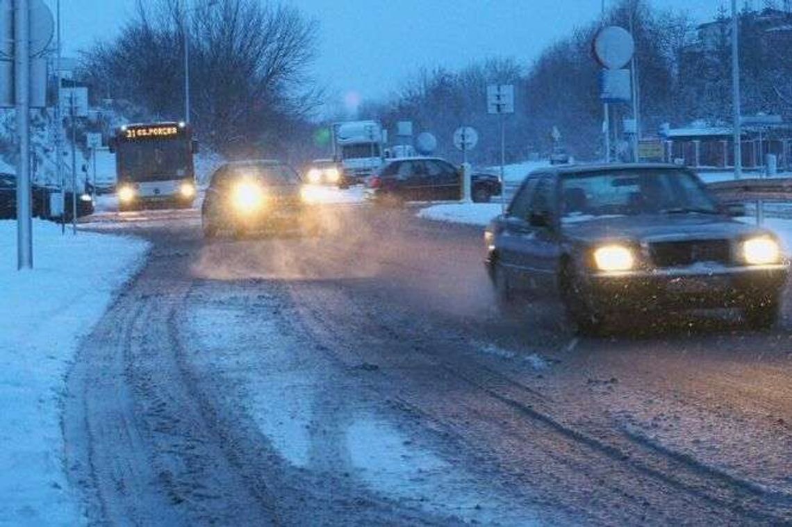 Mróz i śnieg w woj. lubelskim: Sytuacja na drogach
