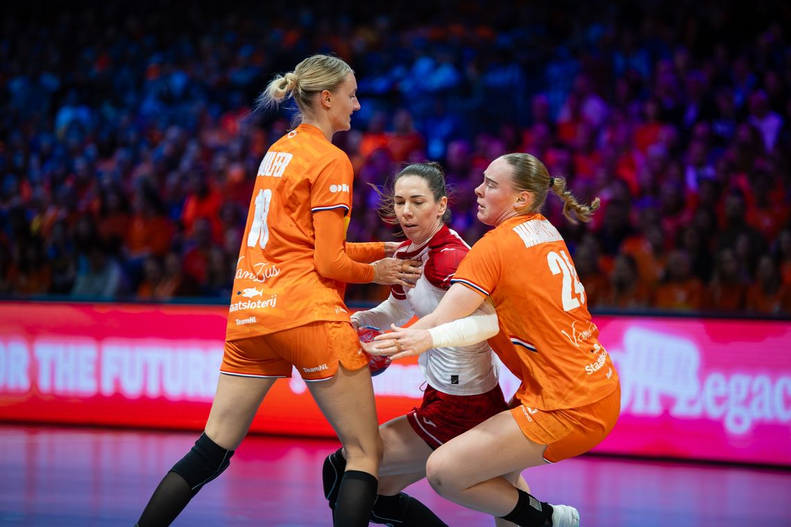 MŚ piłkarek ręcznych: W Rotterdamie zostali sami najlepsi MŚ piłkarek ręcznych: W Rotterdamie zostali sami najlepsi