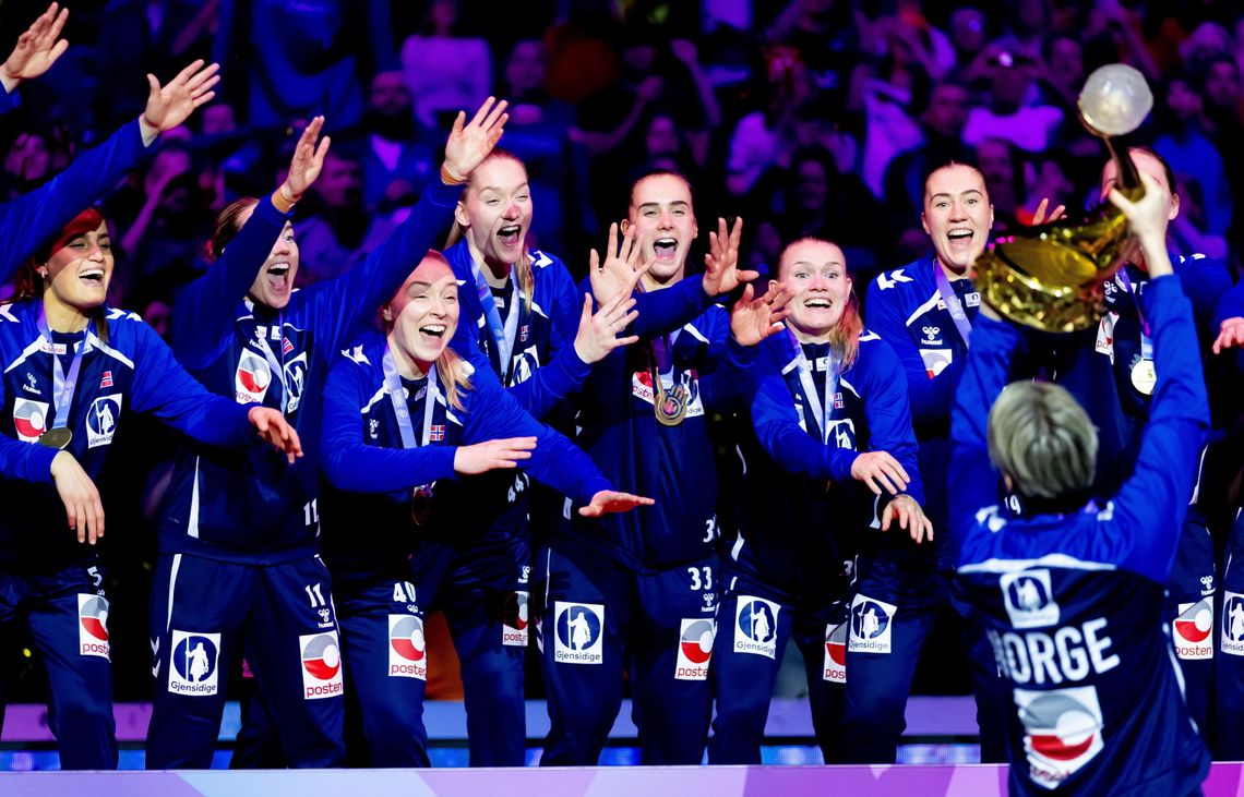 MŚ piłkarek ręcznych: Złoto znów dla Norweżek MŚ piłkarek ręcznych: Złoto znów dla Norweżek