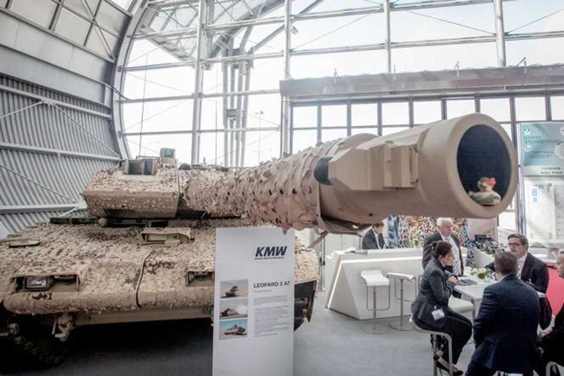 MSPO Kielce 2015. Wojskowi na zakupach (zdjęcia)