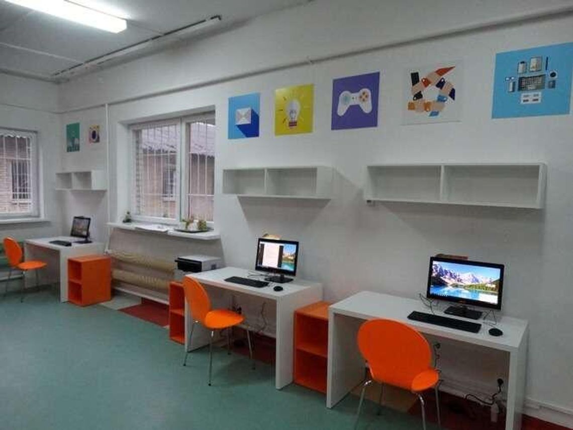 Multimedialne świetlice od Orange. W Stoczku Łukowskim i Rykach