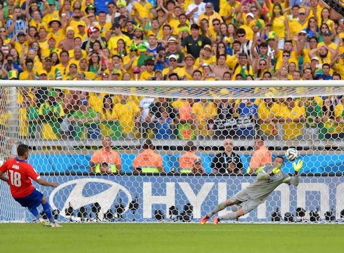Mundial 2014: Brazylia - Chile 1:1 (rzuty karne - 3:2). Bóg jest Brazylijczykiem!
