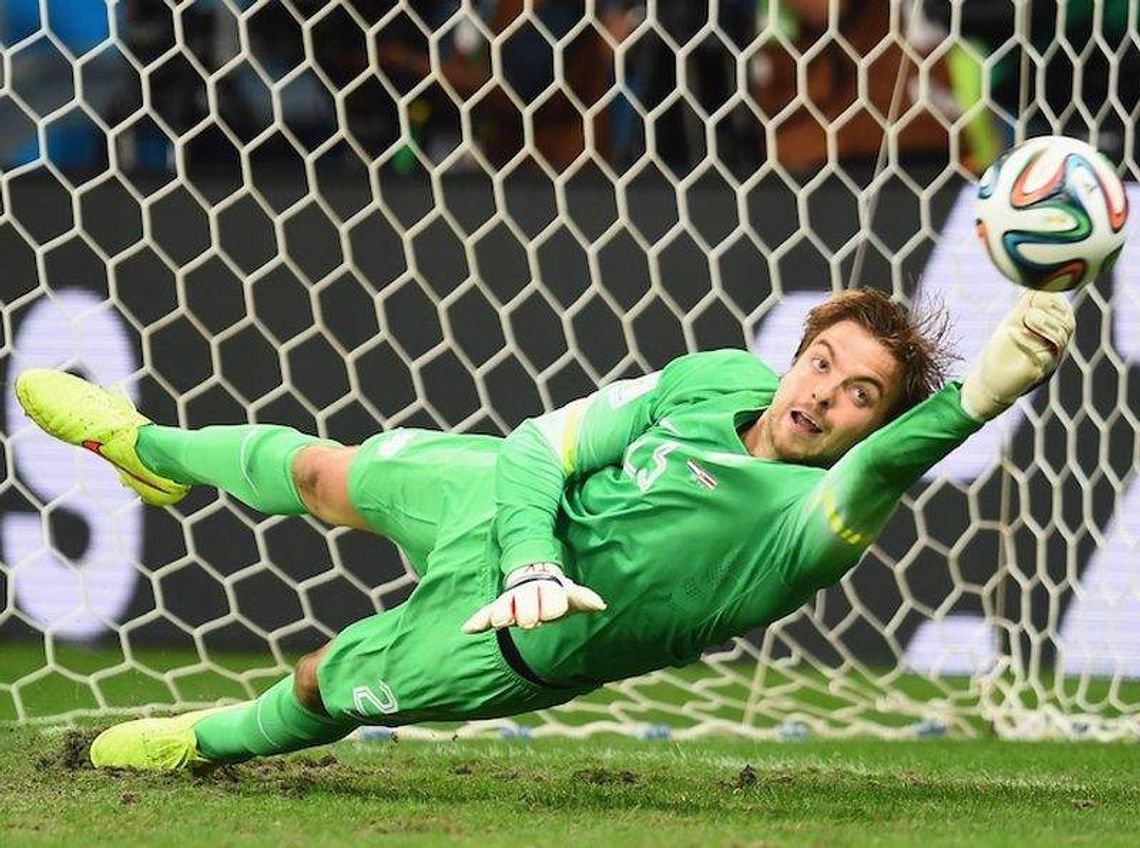 Mundial 2014: Holandia - Kostaryka 0:0 (rzuty karne - 4:3). Krul bohaterem "Oranje, Kostaryka o krok od futbolowego cudu Mundial 2014: Holandia - Kostaryka 0:0 (rzuty karne - 4:3). Krul bohaterem "Oranje, Kostaryka o krok od futbolowego cudu