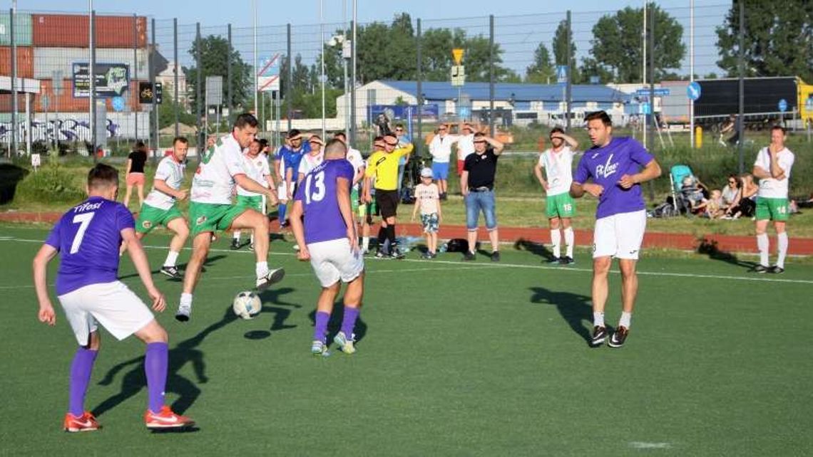 Mundial z Marszałkiem za 300 tys. złotych. Urząd funduje przejazd i pobyt w Rosji