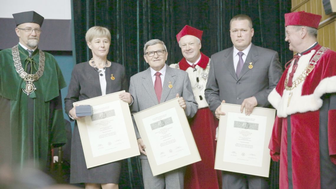 Mutanaza, czyli enzym z przyszłością. Sukces naukowców z UMCS