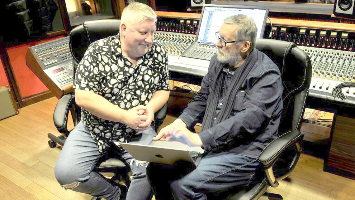 Muzyka niebios. Rozmowa z Wojciechem Padjasem