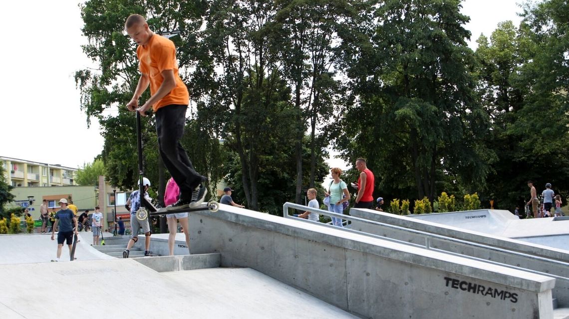 Muzyka, zabawa i hulajnogowe akrobacje. Czas na Skate Jam