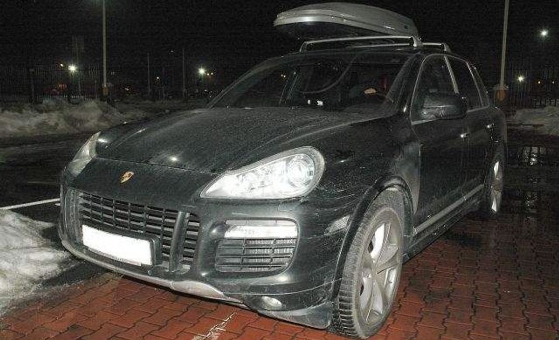Na granicy przechwycono kradzione porsche warte 300 tys. zł 