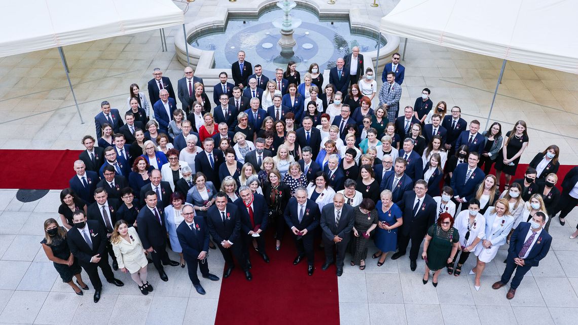 Na jej dyżur trafił pierwszy zakażony pacjent w Lubelskiem. Teraz dostała Złoty Krzyż Zasługi