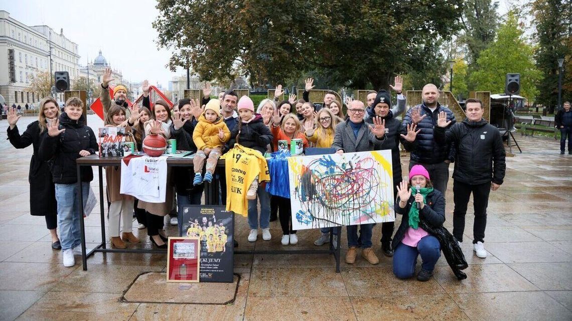 Na ratunek dla Jasia potrzeba 15 milionów złotych Na ratunek dla Jasia potrzeba 15 milionów złotych