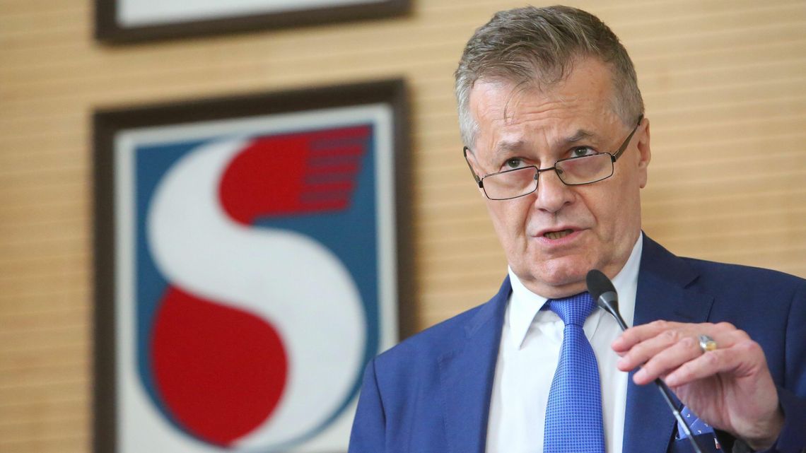 Na sesji w Świdniku o sztucznej macicy, syntetycznej spermie i homoseksualistach kupujących dzieci na targu