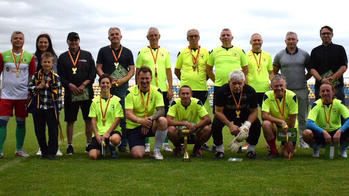 Na stadionie miejskim w Świdniku odbyły się Piłkarskie Potyczki Pokoleń [ZDJĘCIA]