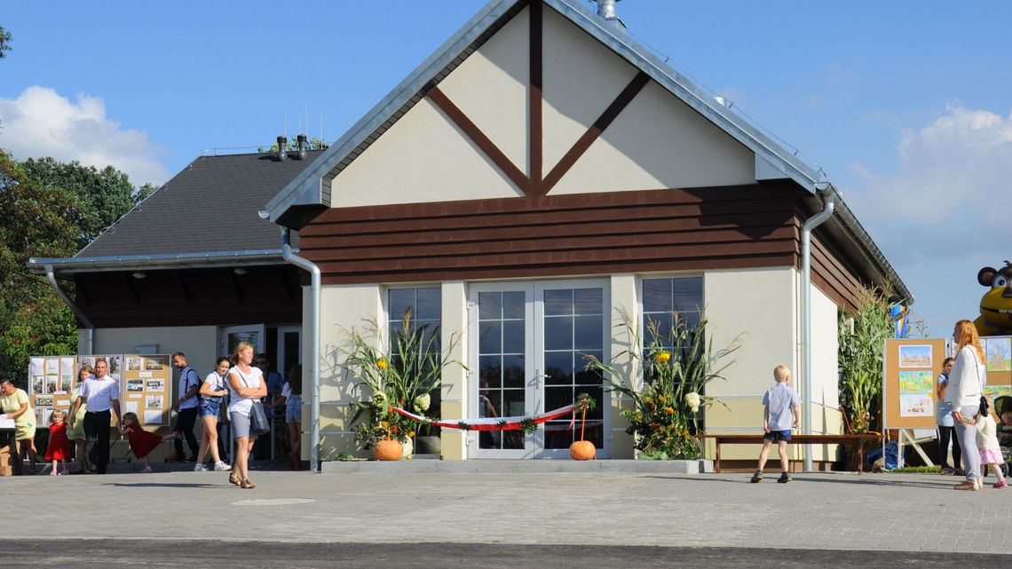 Na świetlice, drogi i festyny. Kurów dzieli pieniądze dla sołectw