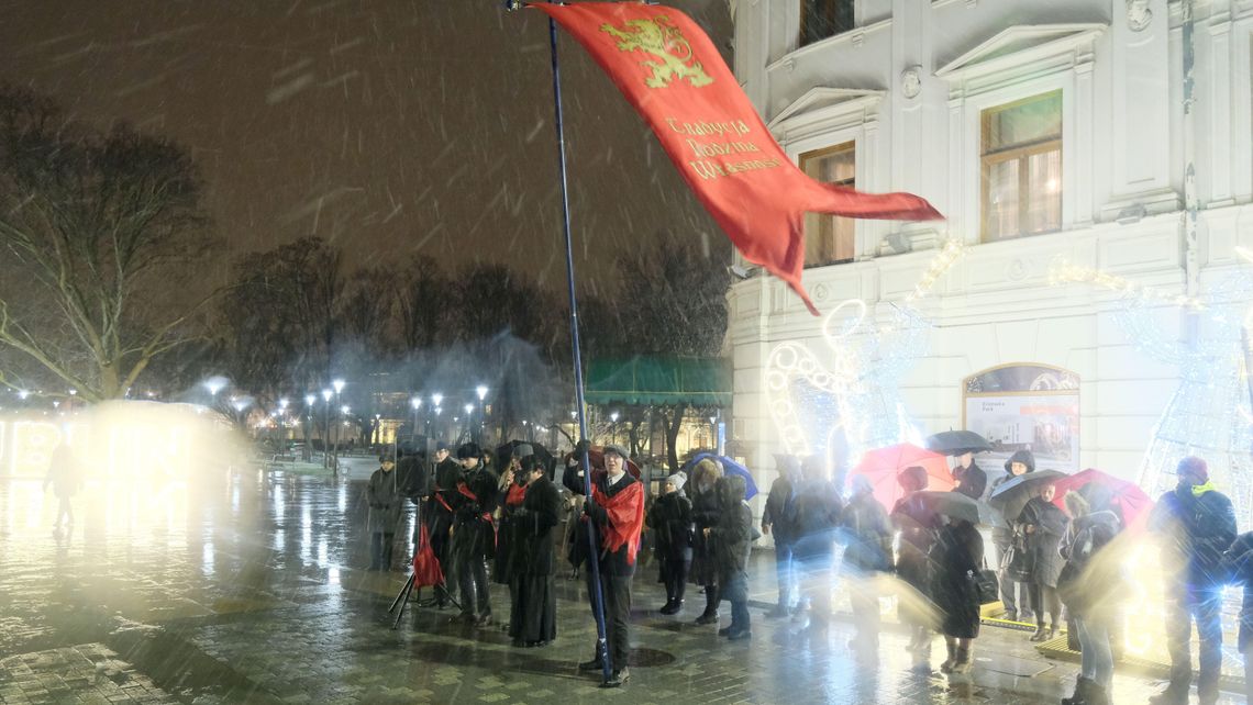 Na sztandarze lew. W Lublinie modlili się na ulicy o odnowę moralną narodu polskiego