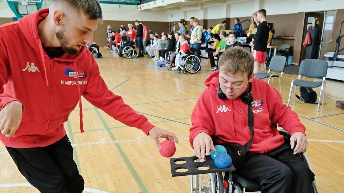 Na UMCS poturlali kule 