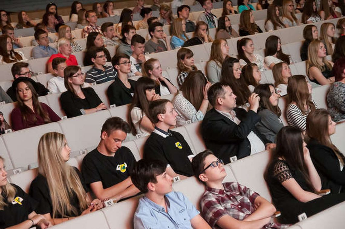 "Na własne konto": Sukces gimnazjalistów z Niedźwiady