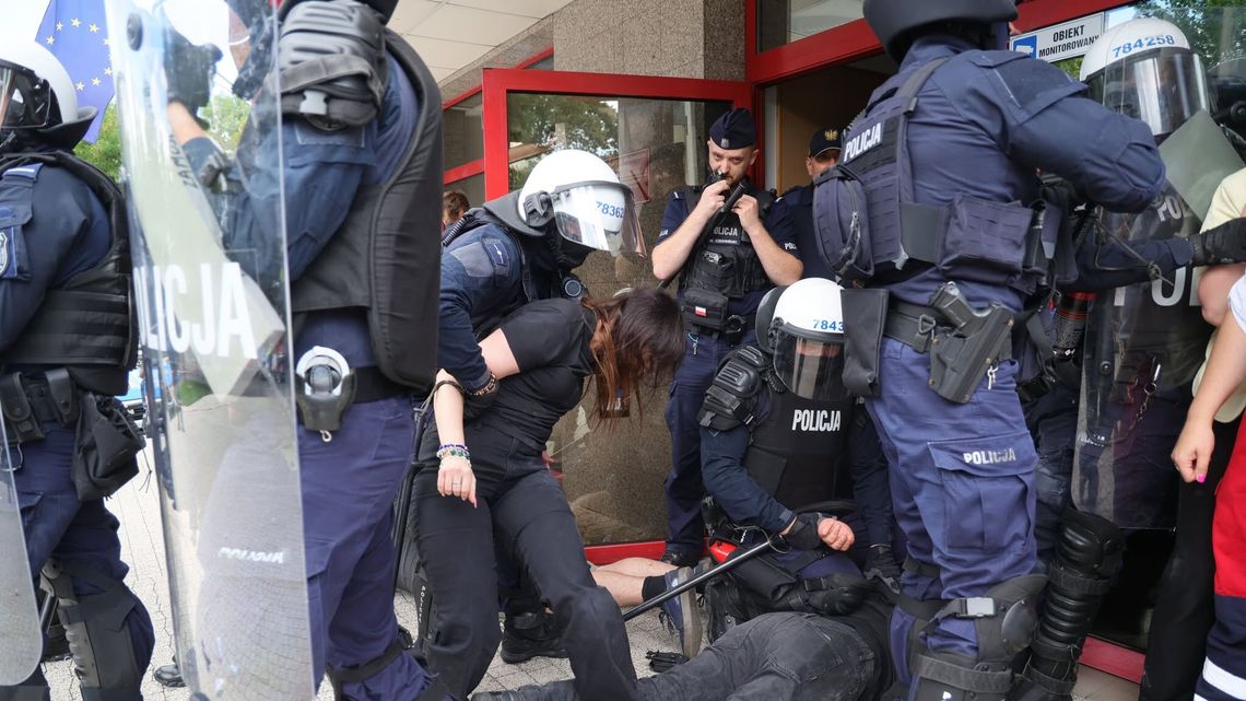 Na wypadek kryzysu. Służby sprawdziły się w trudnej akcji Na wypadek kryzysu. Służby sprawdziły się w trudnej akcji