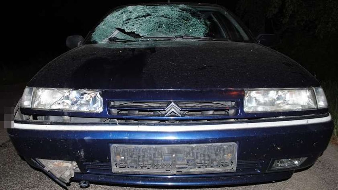 Na zakręcie potrącił pieszego. 40-latek zginął na miejscu