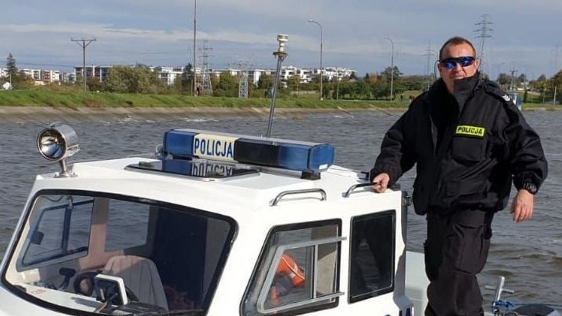 Na Zalewie Zemborzyckim przewróciła się łódź. Ojciec i 8-letni syn wpadli do wody