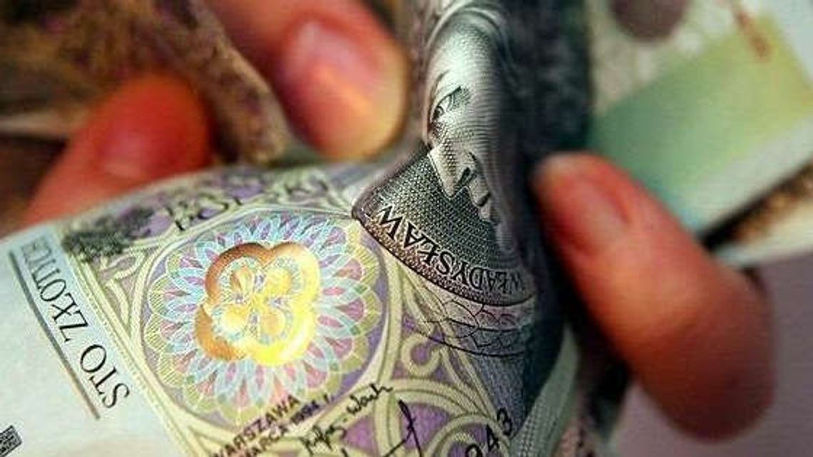 Nabór na "Restrukturyzację małych gospodarstw". Po 60 tysięcy zł dla rolników Nabór na "Restrukturyzację małych gospodarstw". Po 60 tysięcy zł dla rolników