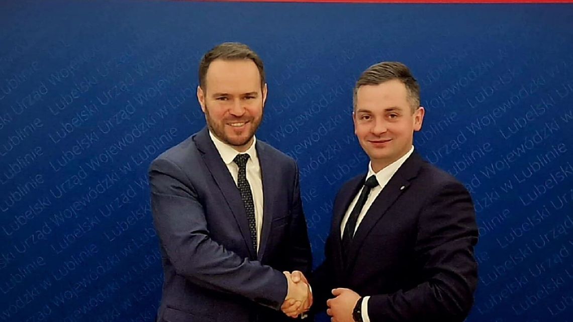 Naczelnik gabinetu prezydenta dostał misję w pogotowiu 