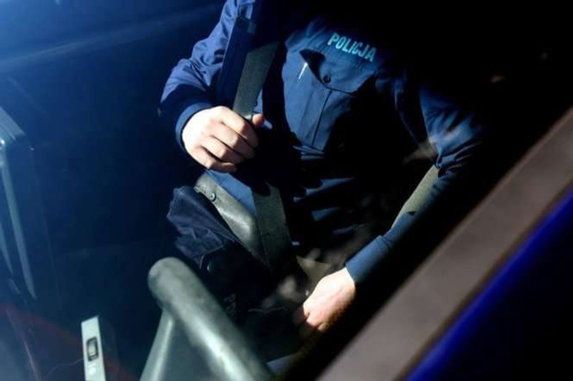 Naczelnik z puławskiej komendy prowadził po pijanemu. Policjant pożegna się z mundurem