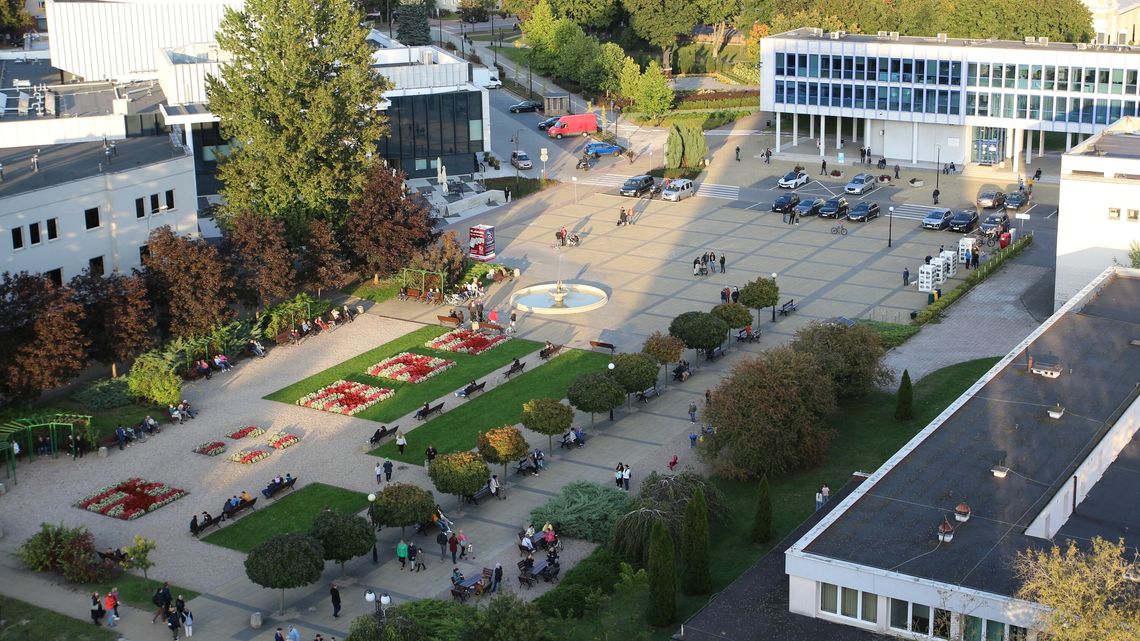 Nadchodzi trudny rok dla Puław. Radni zablokowali prezydentowi nasadzenia zieleni