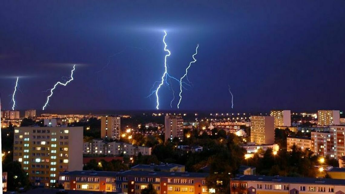 Nadchodzi załamanie pogody. Bardzo silne i gwałtowne burze w czasie weekendu