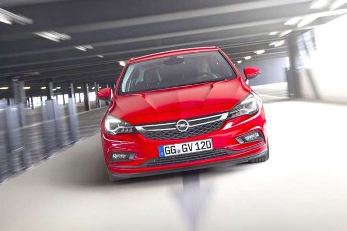 Nadjeżdża nowy Opel Astra. Do nas trafi w listopadzie
