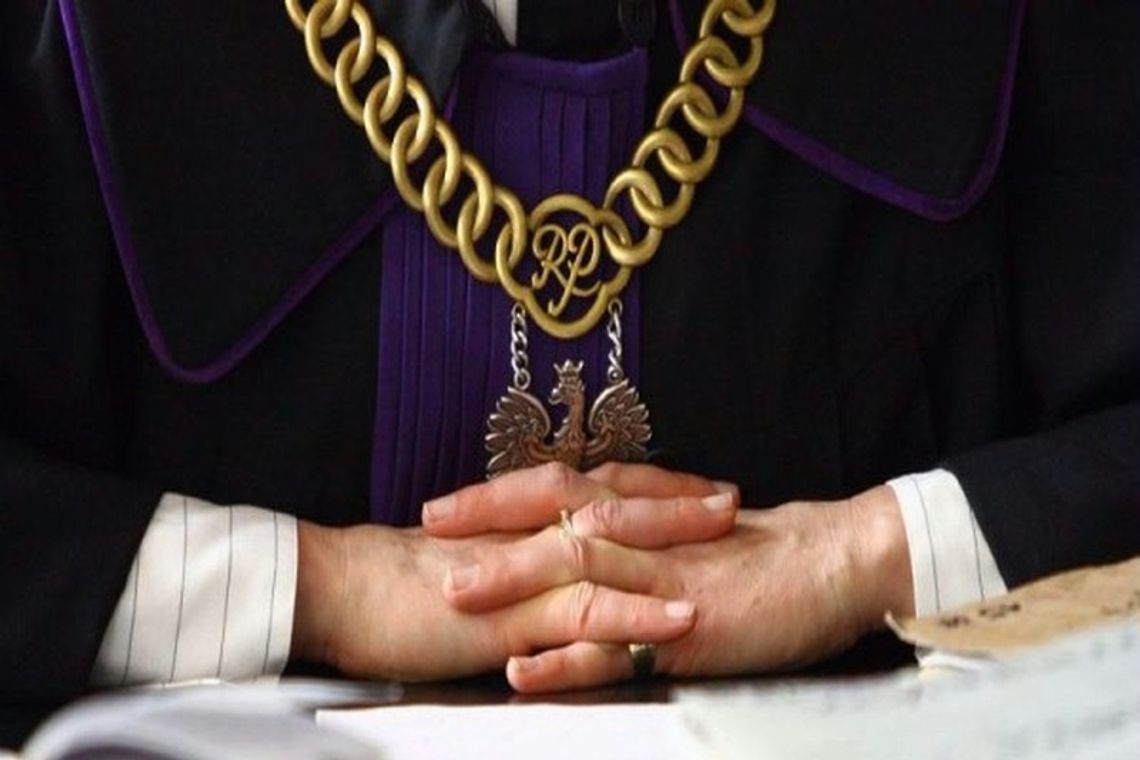 Nagrał telefonem jak gwałci kobietę