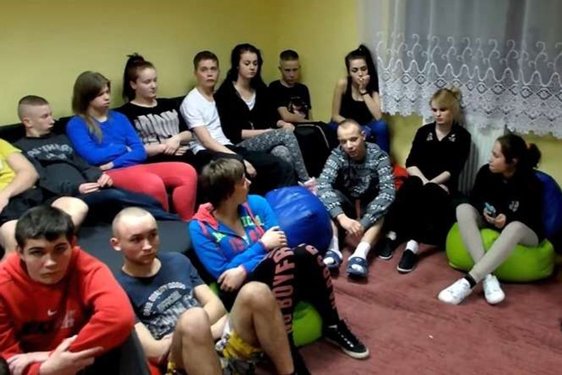 Nagranie, protesty, oczekiwanie. Co dalej z młodzieżą z ośrodka w Rejowcu? Nagranie, protesty, oczekiwanie. Co dalej z młodzieżą z ośrodka w Rejowcu?