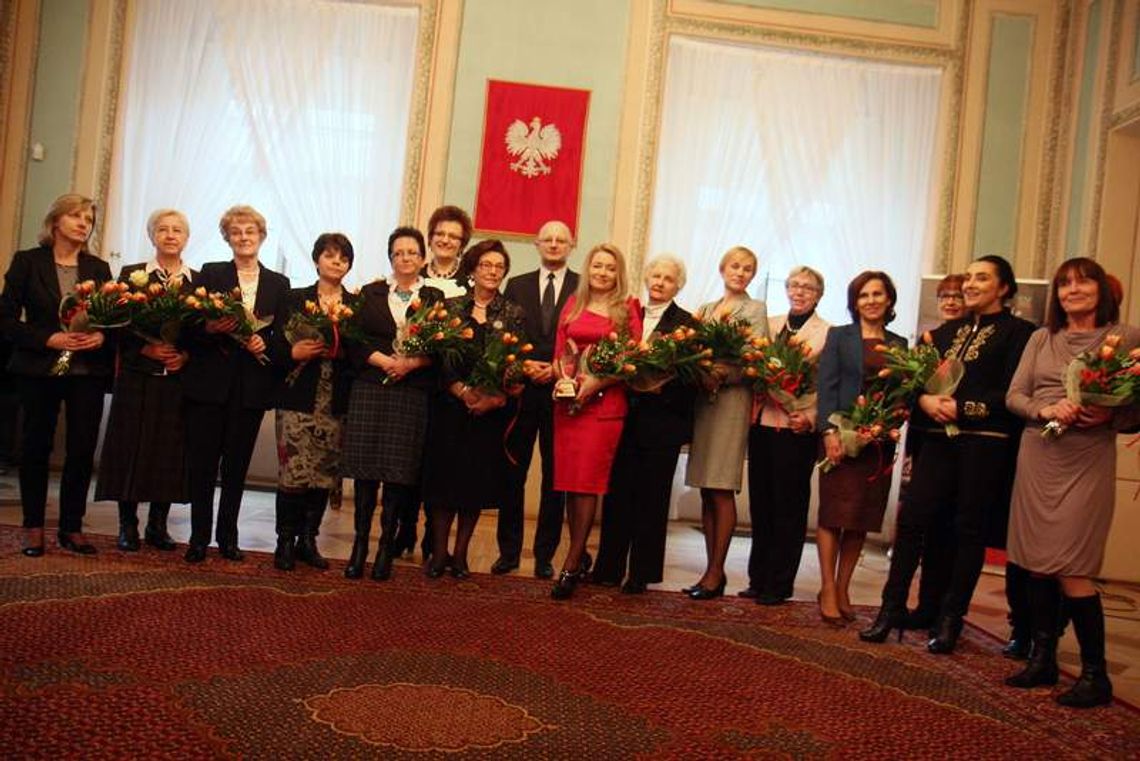 Nagrody dla kobiet od prezydenta Lublina (zdjęcia) Nagrody dla kobiet od prezydenta Lublina (zdjęcia)