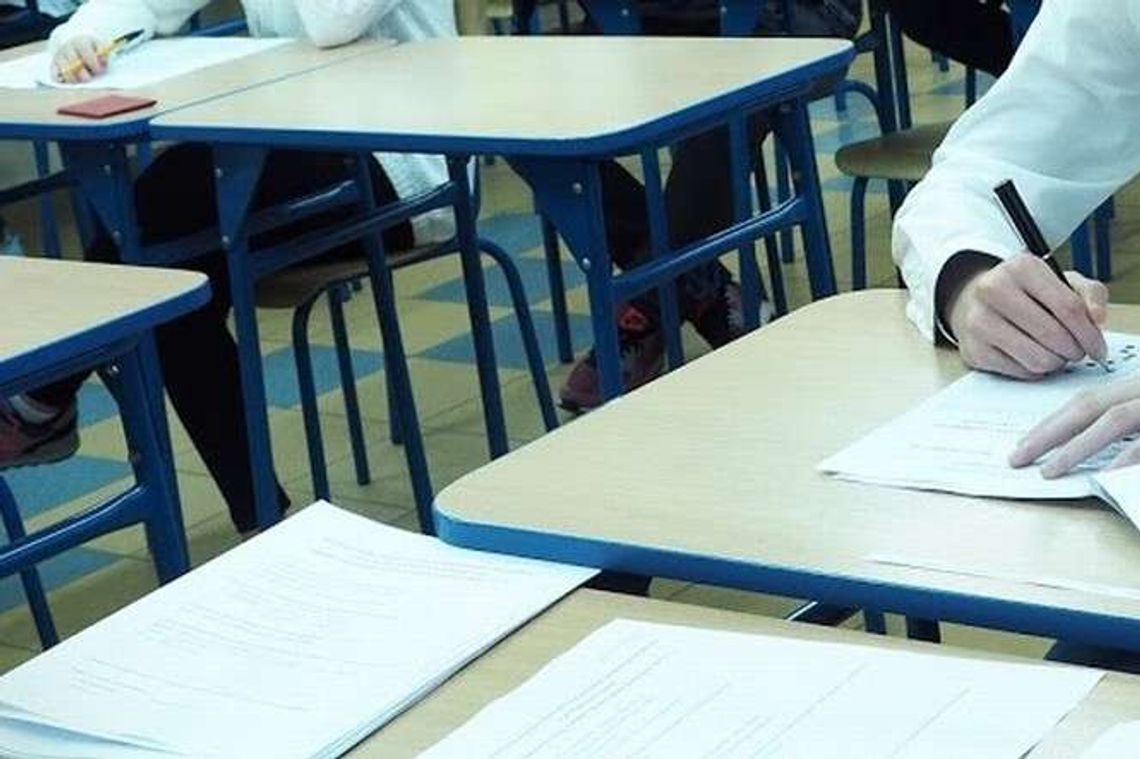 Nagrody dla zdolnych, ale nie wszystkich. "To bardzo przykre dla uczniów"