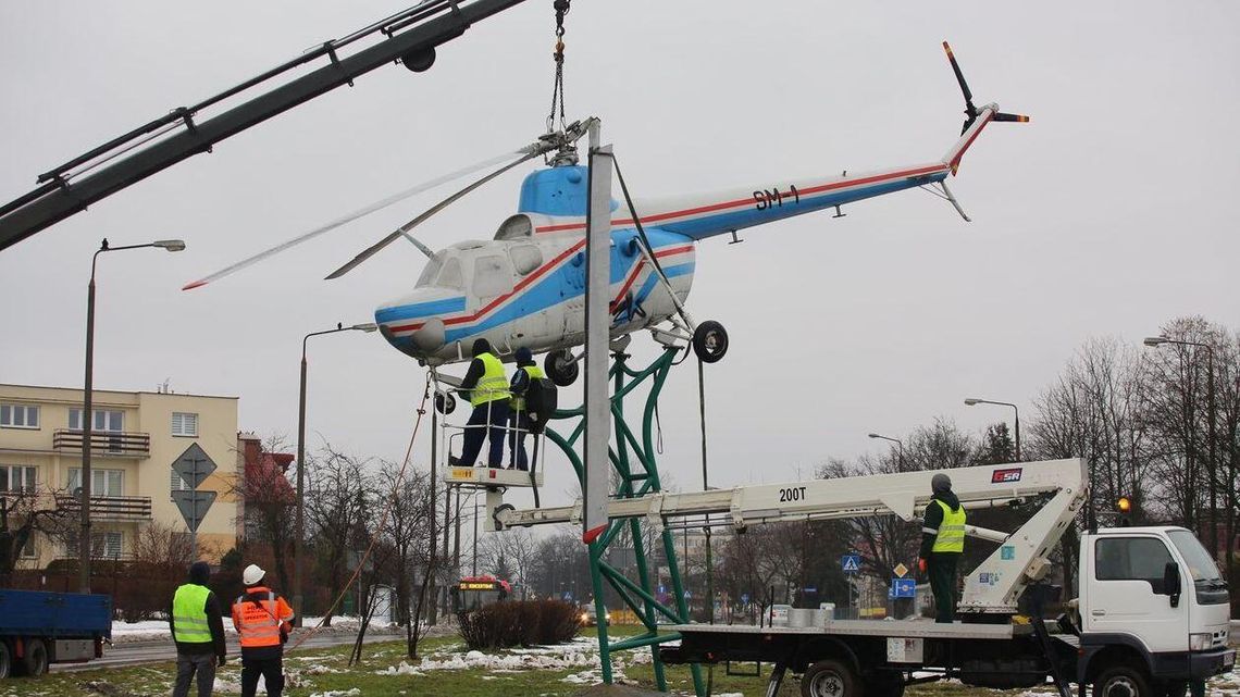 Najbardziej znany świdnicki helikopter pojechał do remontu [zdjęcia]
