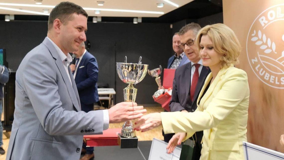 Najlepsi lubelscy rolnicy 2020. Uprawą pomidorów steruje komputer [zdjęcia]