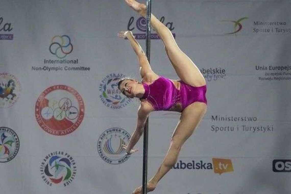 Najlepsi na świecie walczą w Lublinie. Mistrzostwa w akrobatyce powietrznej Najlepsi na świecie walczą w Lublinie. Mistrzostwa w akrobatyce powietrznej