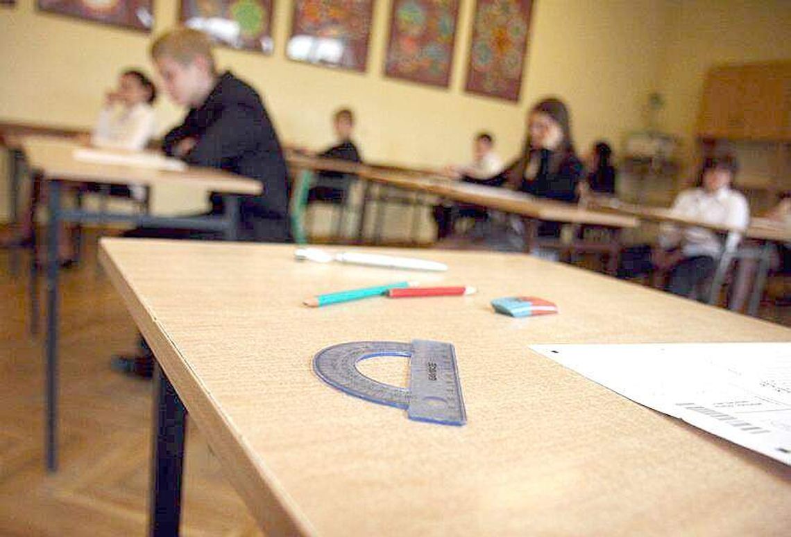 Najlepsze szkoły podstawowe w Puławach i pow. puławskim Najlepsze szkoły podstawowe w Puławach i pow. puławskim